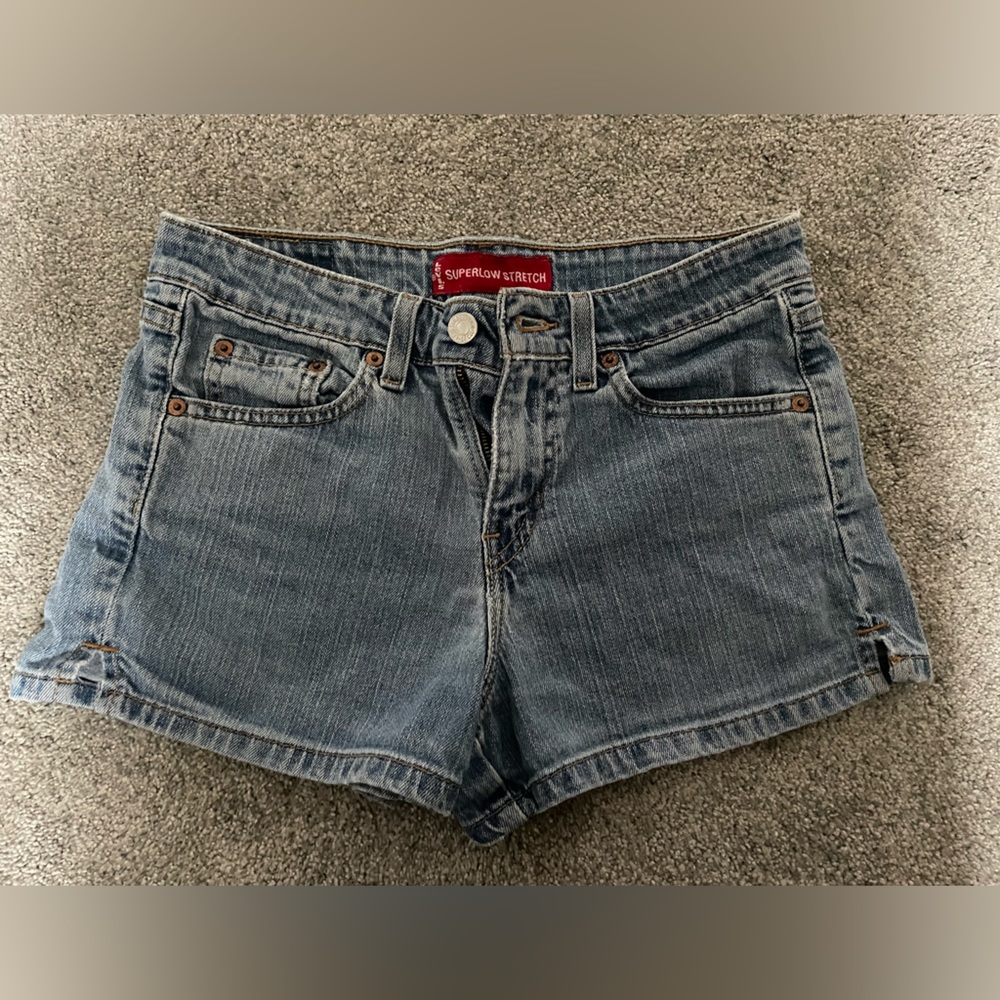 Levi’s jean shorts
